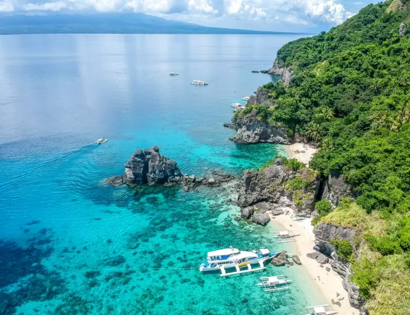 best diving in Philippines