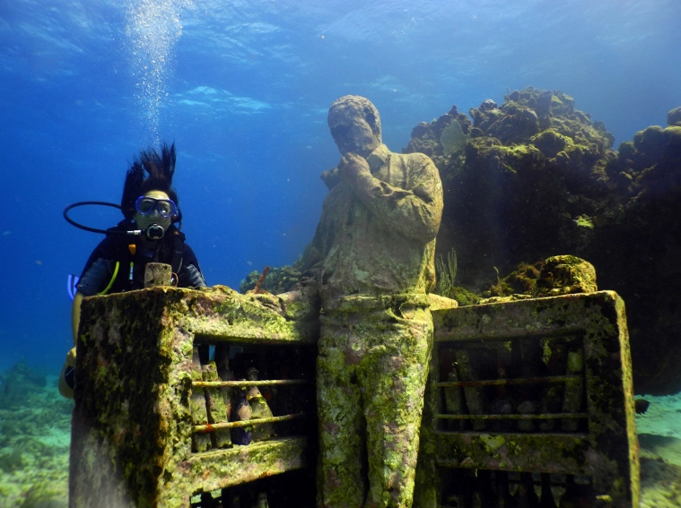 cenote diving Mexico