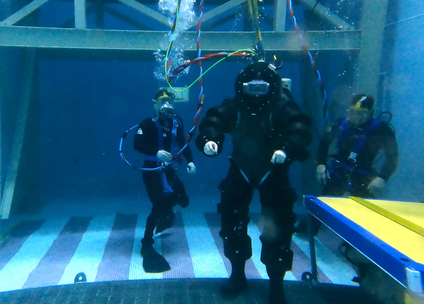 avoid diving injuries avoid diving injuries