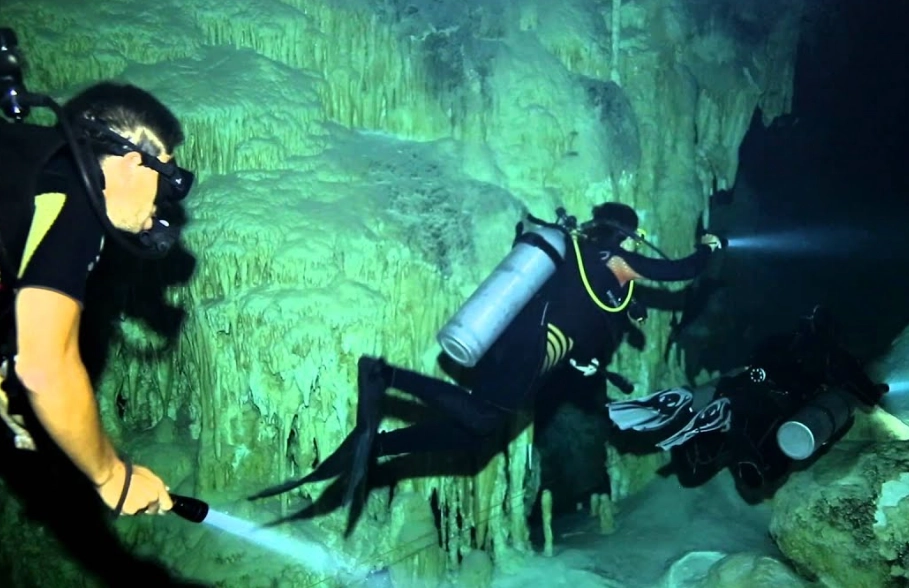 scuba diving Cozumel