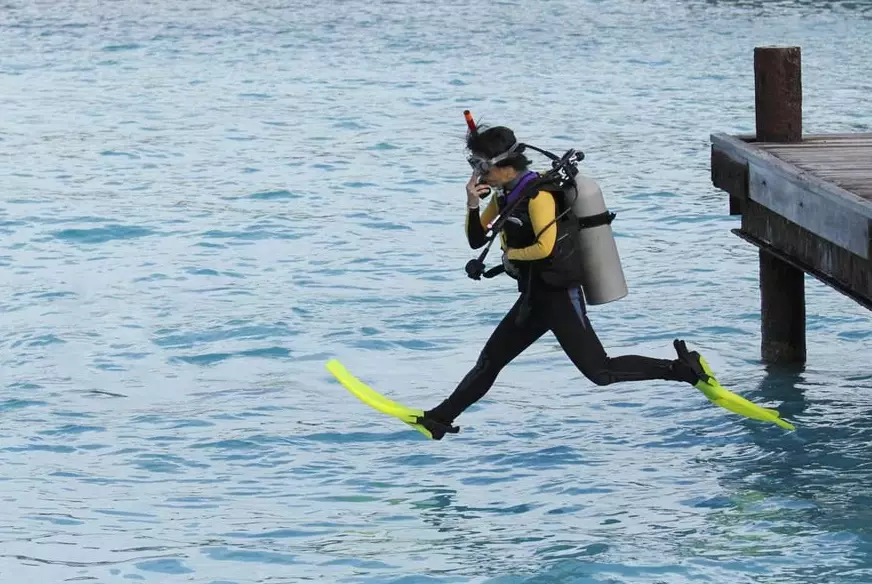 how to enter water from boat how to enter water from boat