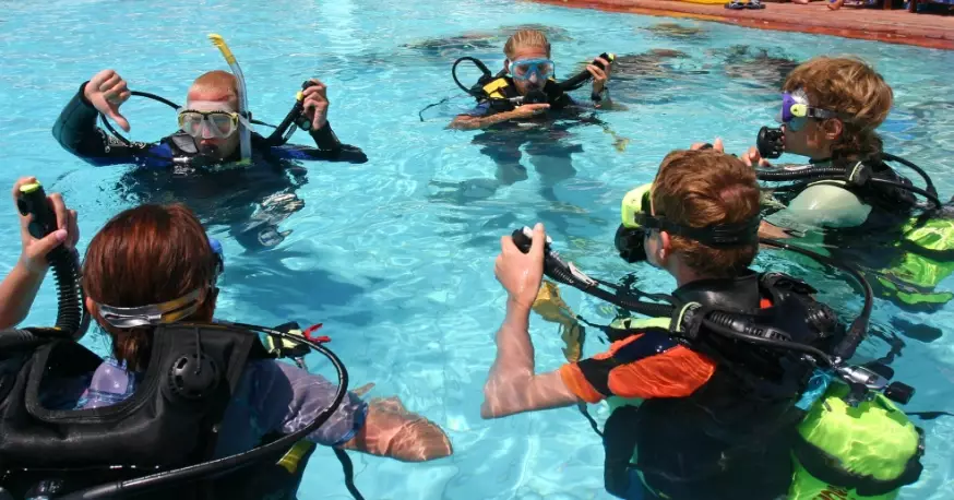 how to dive underwater how to dive underwater