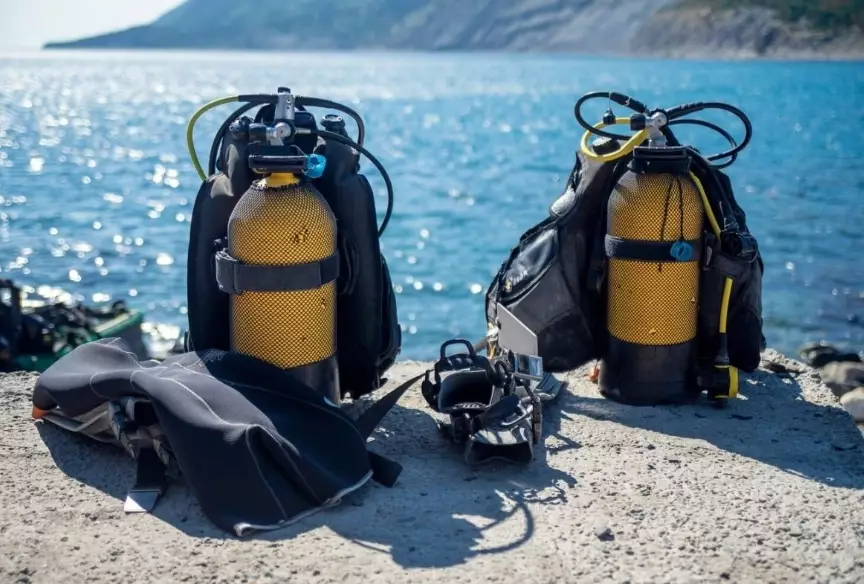scuba diving gear