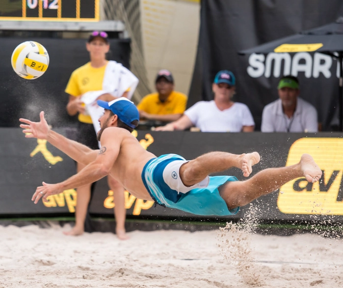 volleyball diving techniques