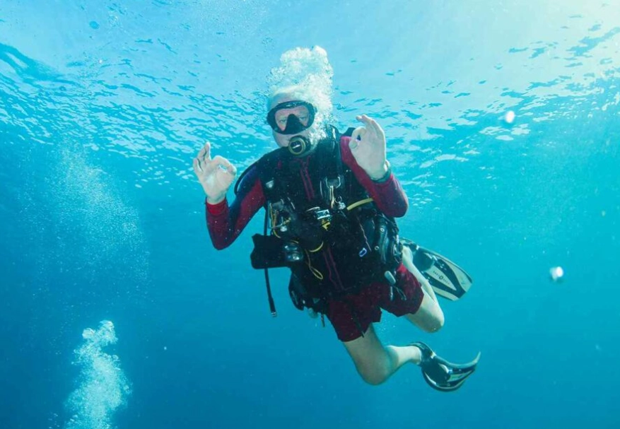 different kinds of diving